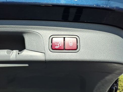 Used 2020 Mercedes-Benz GLE 350 4MATIC image 26