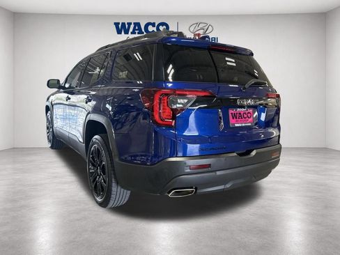 Used 2023 GMC Acadia SLT w/ Elevation Edition FWD image 10