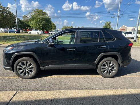 Used 2024 Toyota RAV4 Limited AWD/4WD image 4