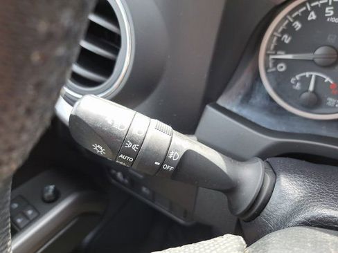 Used 2021 Toyota Tacoma SR5 RWD image 16