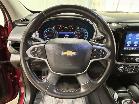 Used 2021 Chevrolet Traverse LT AWD/4WD image 21