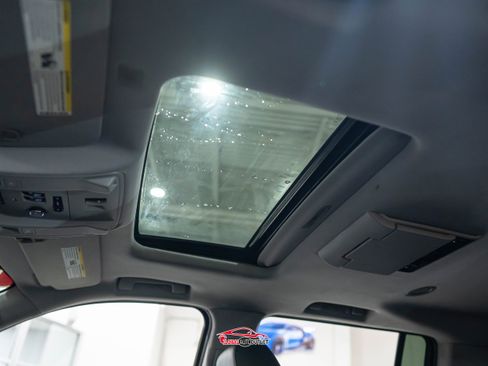 Used 2020 Cadillac Escalade ESV Premium Luxury w/ Escalade Sport Edition image 36