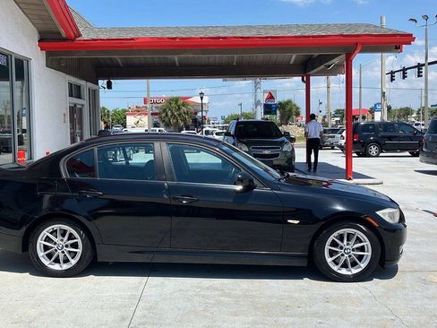Used 2010 BMW 328i Sedan RWD image 3