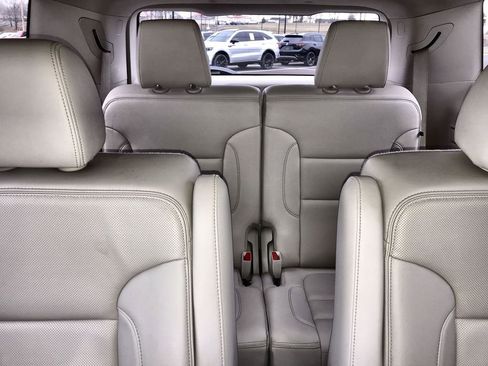 Used 2023 GMC Acadia Denali w/ Denali Ultimate Package AWD/4WD image 24