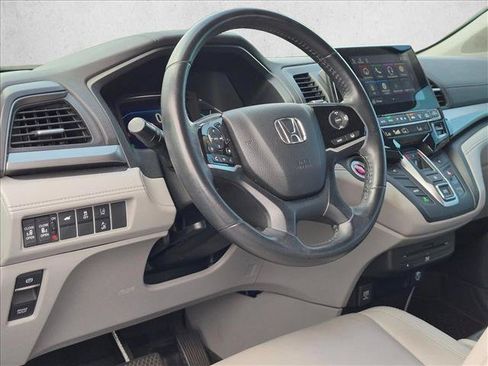 Used 2018 Honda Odyssey EX-L image 9