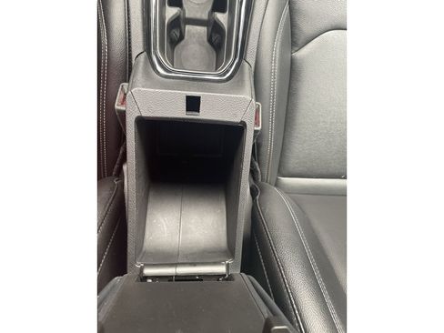 Used 2025 Jeep Compass Limited AWD/4WD image 16