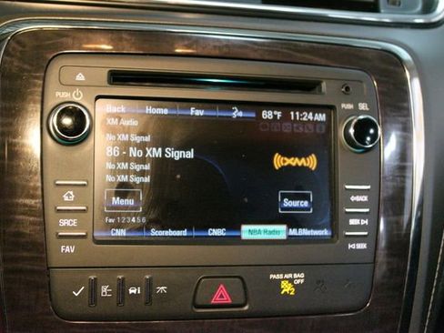 Used 2017 Buick Enclave Leather AWD/4WD image 23
