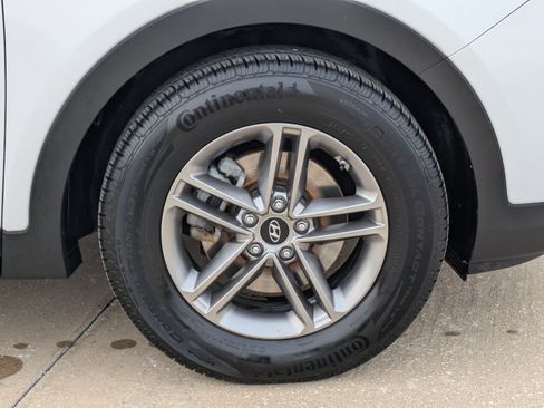 Used 2017 Hyundai Santa Fe Sport w/ 2.4L Tech Package 04 image 34