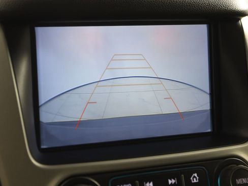 Used 2018 GMC Yukon SLT w/ HD Trailering Package AWD/4WD image 10