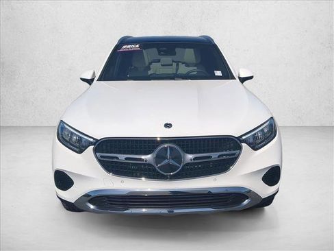 Certified 2026 Mercedes-Benz GLC 300 image 2