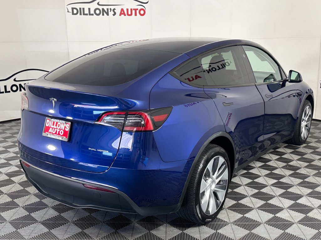 Used 2023 Tesla Model Y Long Range AWD/4WD image 10