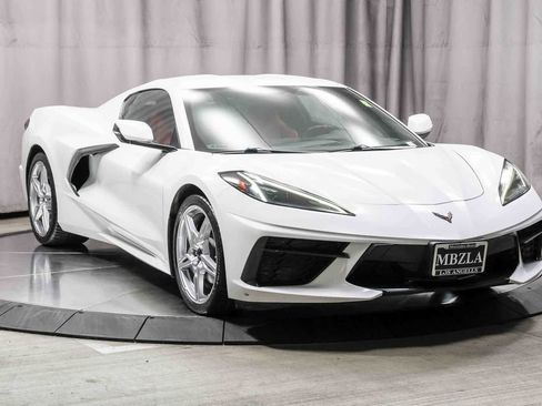 Used 2020 Chevrolet Corvette Stingray Coupe w/ 1LT RWD image 5