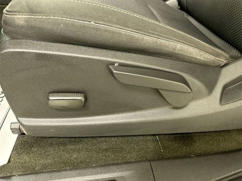 Used 2018 Chevrolet Colorado LT w/ LT Convenience Package image 10