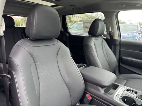 New 2026 Kia Carnival SX Prestige FWD image 27