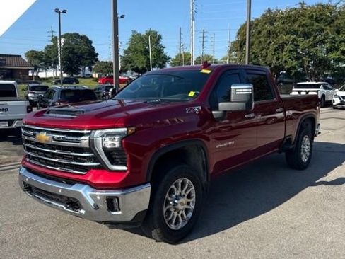 Used 2025 Chevrolet Silverado 2500 LTZ w/ LTZ Convenience Package AWD/4WD image 1