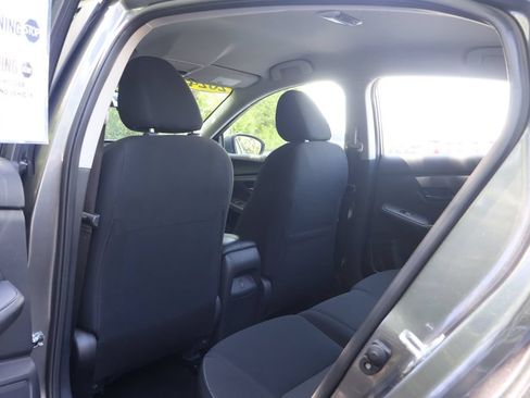 Used 2024 Nissan Sentra SV FWD image 40