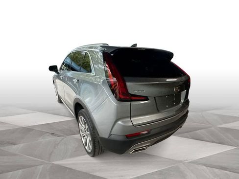 Used 2023 Cadillac XT4 Premium Luxury FWD image 6