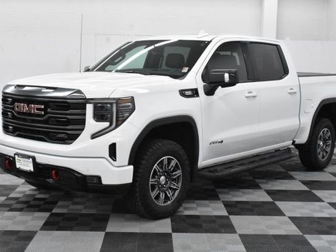 Used 2024 GMC Sierra 1500 AT4 w/ Technology Package image 2