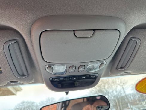 Used 2004 Toyota Sequoia SR5 image 35