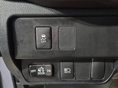 Used 2023 Toyota Tacoma SR5 w/ Technology Package RWD image 12