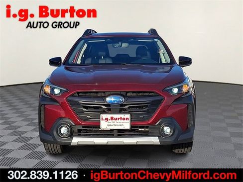 Used 2023 Subaru Outback Limited XT image 2
