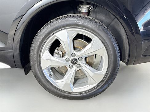 Certified 2022 Audi Q5 2.0T Premium Plus image 32