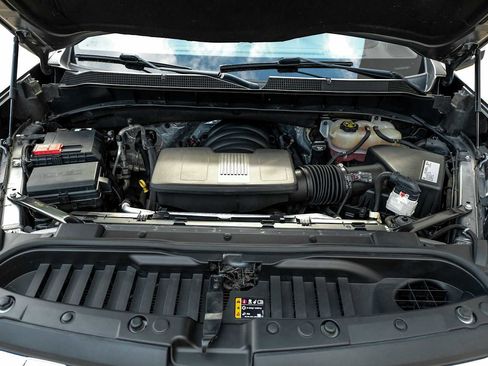 Used 2021 Chevrolet Silverado 1500 LTZ AWD/4WD image 49