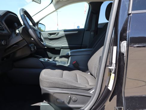 Used 2023 Ford Escape Active image 10