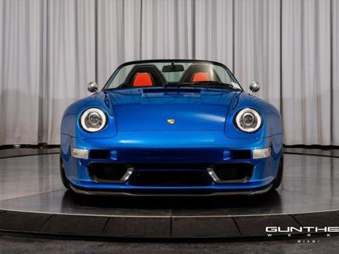 Used 1995 Porsche 911 Carrera RWD image 8