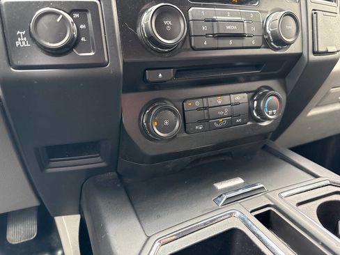 Used 2017 Ford F150 XL w/ Equipment Group 101A Mid image 19