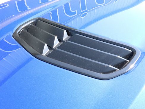 Used 2019 Chevrolet Camaro SS RWD image 18