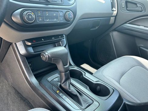 Used 2018 Chevrolet Colorado W/T w/ Custom Special Edition AWD/4WD image 22