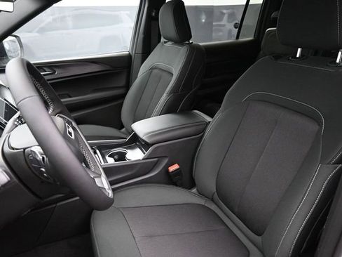 New 2026 Jeep Grand Cherokee L Laredo AWD/4WD image 13