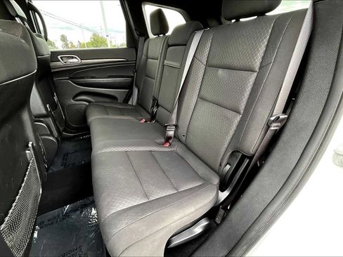 Used 2019 Jeep Grand Cherokee Laredo w/ Security & Convenience Group image 20