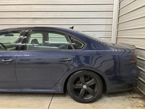 Used 2012 Volkswagen Passat 2.5 SE FWD image 5