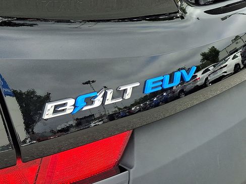 Used 2022 Chevrolet Bolt EUV Premier image 30
