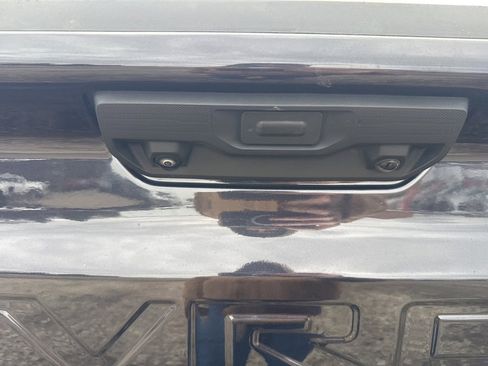 Used 2023 Chevrolet Silverado 1500 LT image 37