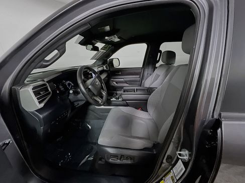 Used 2025 Toyota Tundra SR5 w/ SR5 Convenience Package image 15