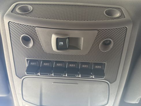 Used 2019 Ford F250 Lariat w/ Lariat Ultimate Package AWD/4WD image 36
