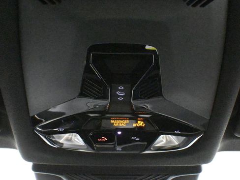 Used 2025 BMW X2 xDrive28i w/ Technology Package image 19