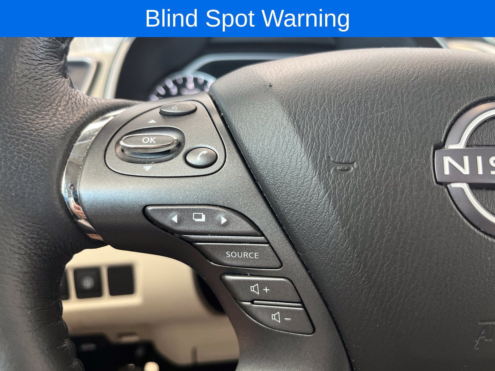 Used 2023 Nissan Murano SL w/ Cargo Package FWD image 14