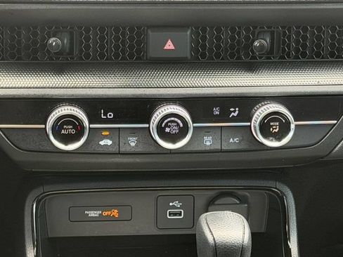 Used 2024 Honda CR-V LX image 19
