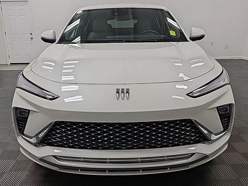 New 2026 Buick Envista Avenir image 3