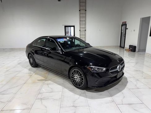 Used 2024 Mercedes-Benz C 300 4MATIC Sedan image 3