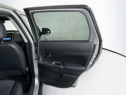 Used 2025 Mitsubishi Outlander Sport SE image 27