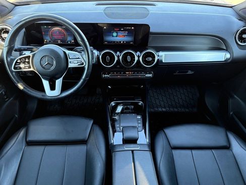Used 2021 Mercedes-Benz GLB 250 image 12