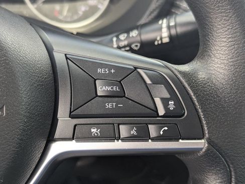 Used 2024 Nissan Sentra SV FWD image 19
