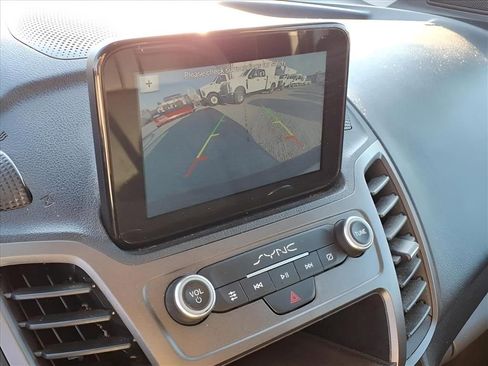 Used 2019 Ford Transit Connect XL image 7