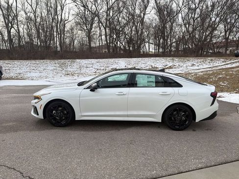 New 2026 Kia K5 GT-Line image 6