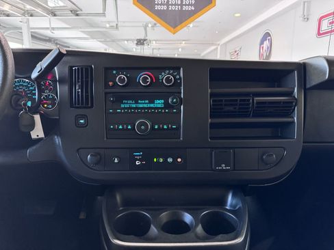 Used 2024 Chevrolet Express 3500 LS image 17